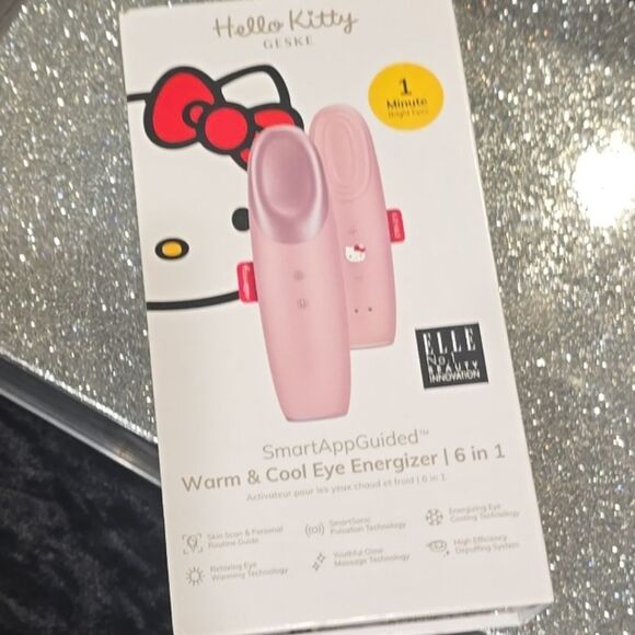 Geske X Hello Kitty Warm & Cool Eye Energizer 6-in-1 Depuffing Device - Picture 14 of 14